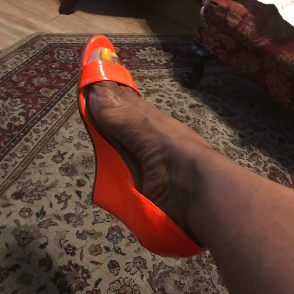 REPOSH... Authentic Christian Louboutins